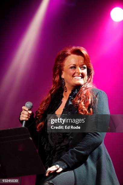 Wynonna Judd attends an Intimate Tribute to Les Paul at the Ryman Auditorium on November 19, 2009 in Nashville, Tennessee.