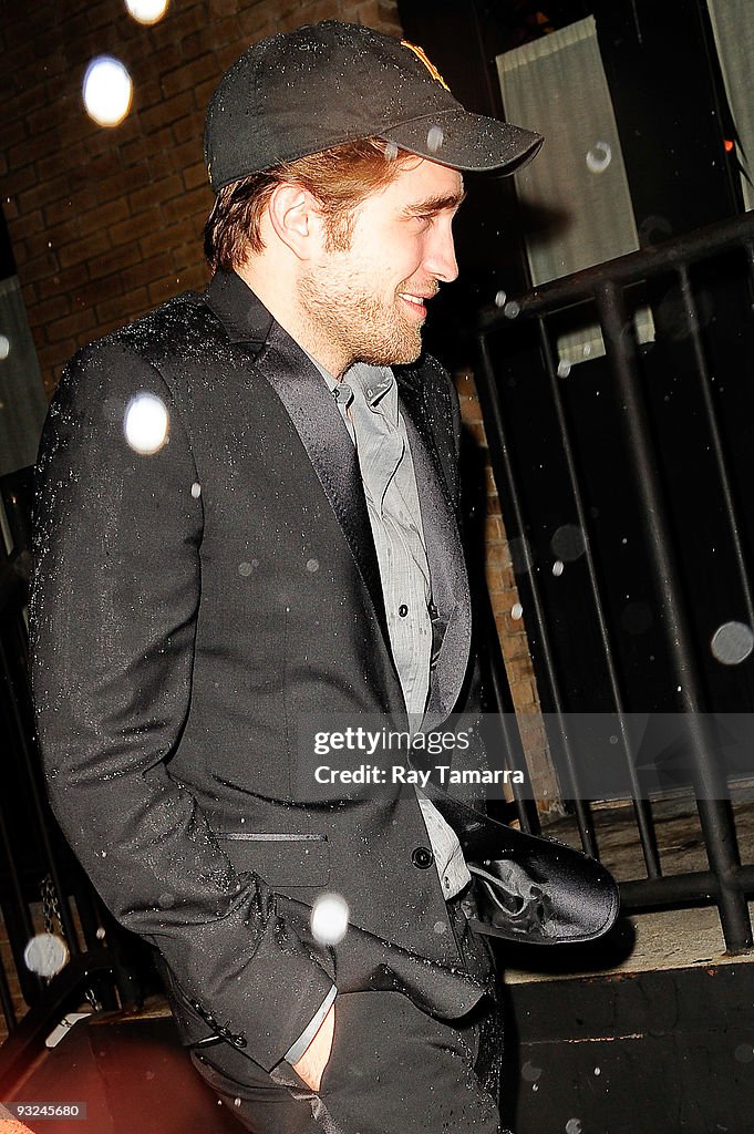 Candids: November 19, 2009