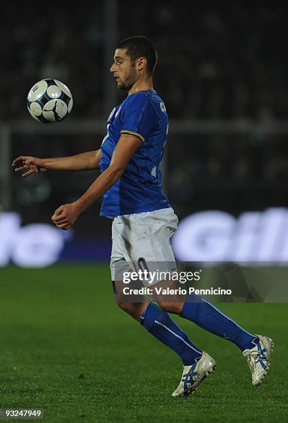 Antonio Candreva of Italy in action during the international friendly match between Italy and Sweden at Dino Manuzzi Stadium on November 18, 2009 in...