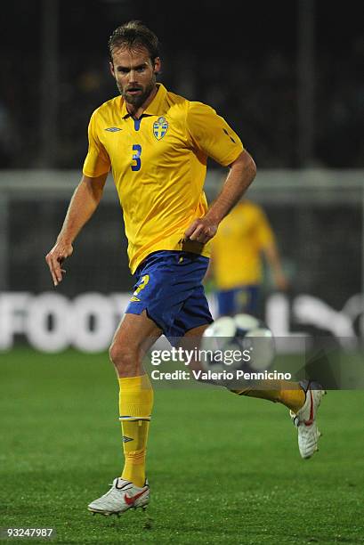 Olof Mellberg of Sweden in action during the international friendly match between Italy and Sweden at Dino Manuzzi Stadium on November 18, 2009 in...