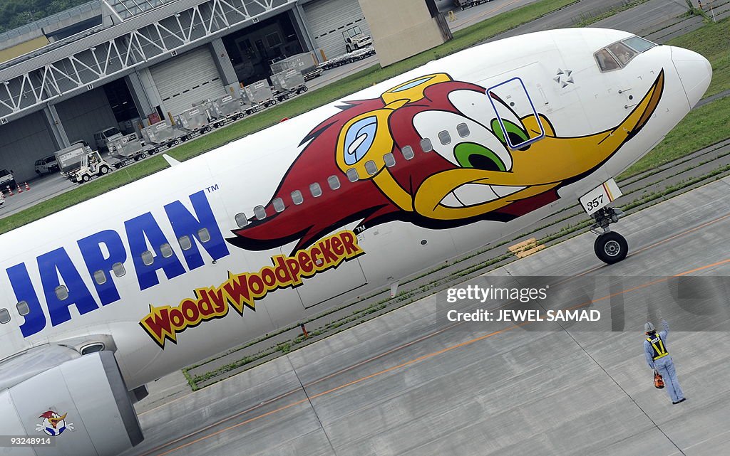 2nd CORRECTION-CAPTION-AIRLINE A ground