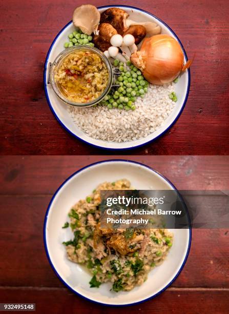 wild mushroom risotto ingredients - rundkornsris bildbanksfoton och bilder