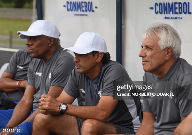 Colmbian former footballer and coach Francisco Maturana along with Argentinians Juan Cruz Anselmi and Elvio Paolorosso, takes part in a programme...