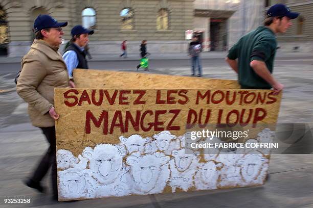 Save Wolves Protest Save The French Livestock Farming Photos and Premium High Res Pictures ...