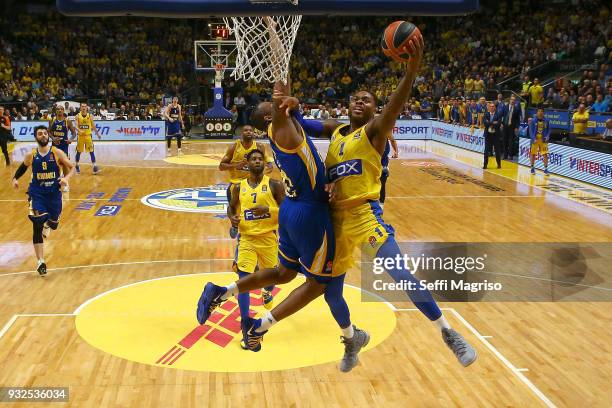 Deshaun Thomas, #1 of Maccabi Fox Tel Aviv in action during the 2017/2018 Turkish Airlines EuroLeague Regular Season Round 26 game between Maccabi...