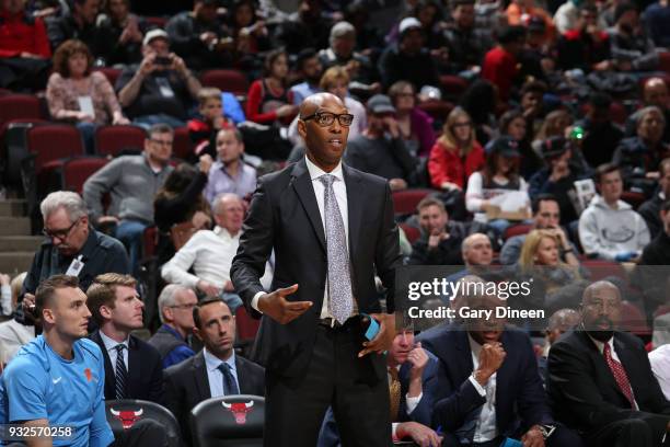 Assistant Coach Sam Cassell of the LA Clippers reacts to a play during the game against the LA Clippers on March 13, 2018 at the United Center in...