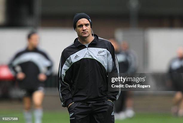 Dan Carter relaxes during the New Zealand All Blacks training session held at Twickenham Stadium on November 20, 2009 in Twickenham, England.