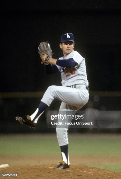 Pitcher Don Sutton of the Los Angeles Dodgers winds up to throw a pitch during circa 1960's Major League Baseball game. Sutton played for the Dodgers...