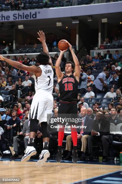 Paul Zipser of the Chicago Bulls shoots the ball during the game against the Memphis Grizzlies on March 15, 2018 at FedExForum in Memphis, Tennessee....