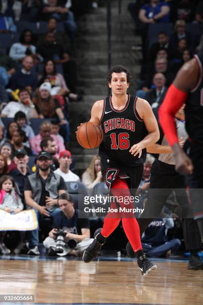 Paul Zipser of the Chicago Bulls handles the ball during the game against the Memphis Grizzlies on March 15, 2018 at FedExForum in Memphis,...