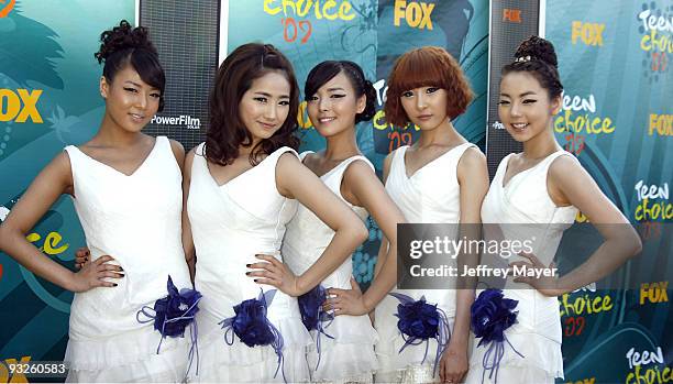 The Wonder Girls arrive at the 2009 Teen Choice Awards at the Gibson Amphitheatre on August 9, 2009 in Universal City, California.