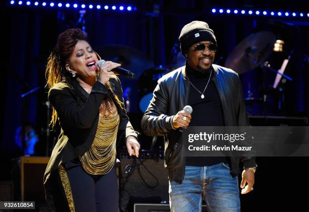 Valerie Simpson and Anthony Hamilton perform onstage at the Second Annual LOVE ROCKS NYC! A Benefit Concert for God's Love We Deliver at Beacon...