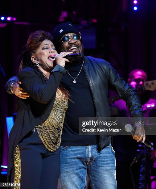 Valerie Simpson and Anthony Hamilton perform onstage at the Second Annual LOVE ROCKS NYC! A Benefit Concert for God's Love We Deliver at Beacon...