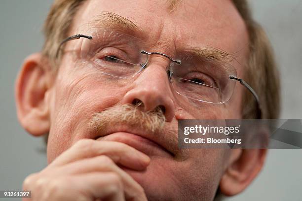 Robert Zoellick, World Bank president, listens to a question during a meeting at the Council on Foreign Relations in Washington, D.C., U.S., on...