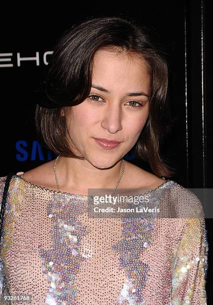 Actress Zelda Williams attends the Samsung Behold II premiere launch party at Boulevard3 on November 18, 2009 in Hollywood, California.