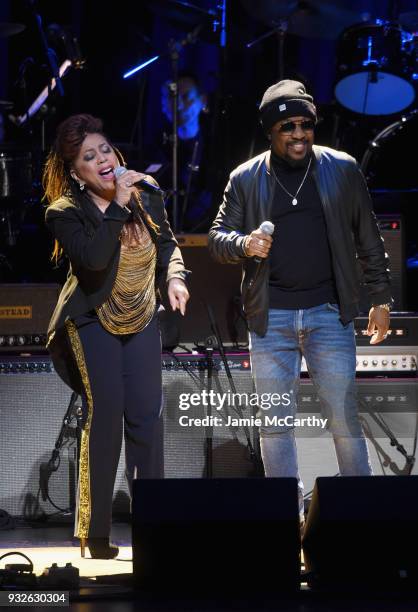 Valerie Simpson and Anthony Hamilton perform onstage at the Second Annual LOVE ROCKS NYC! A Benefit Concert for God's Love We Deliver at Beacon...