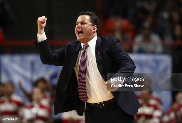 Head coach Sean Miller of the Arizona Wildcats reacts in the second half against the Buffalo Bulls during the first round of the 2018 NCAA Men's...