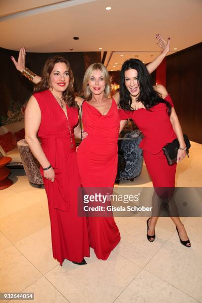 Julia Dahmen, Saskia Valencia, Mariella Ahrens during the Four Seasons Fashion Charity Dinner at Hotel Vier Jahreszeiten on March 15, 2018 in Munich,...