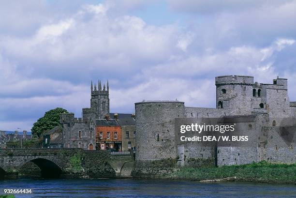 King John's Castle on the River Shannon on King's Island, Limerick, County Limerick, Ireland, 12th century.