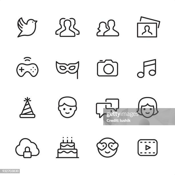 social-media - gliederung-icon-set - verkleidung stock-grafiken, -clipart, -cartoons und -symbole