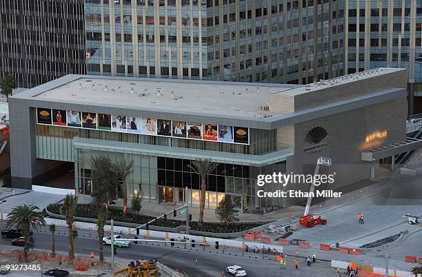 General view of Mandarin Oriental, Las Vegas at CityCenter under construction November 20, 2009 in Las Vegas, Nevada. The 67-acre, USD 8.5 billion...