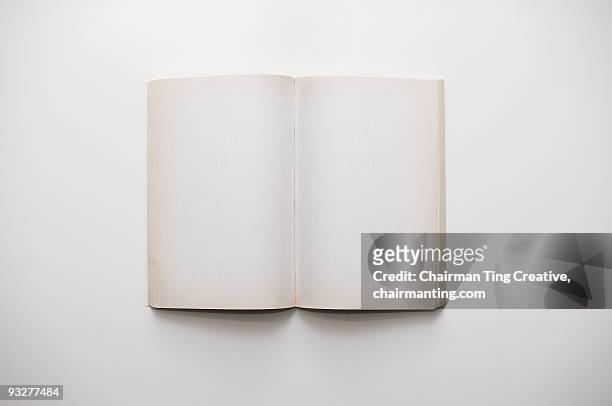 open book. - boek stockfoto's en -beelden