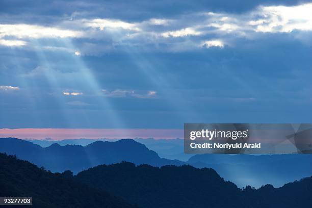 mountain level and light - kochi bildbanksfoton och bilder