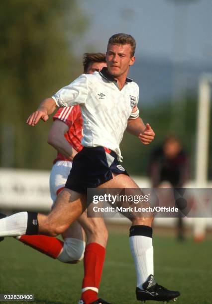 Toulon Espoirs Under-21 International Football Tournament - England v CIS , Alan Shearer of England