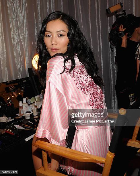 Model Liu Wen attends the hair & makeup preparations for the 2009 Victoria's Secret fashion show>> at The Armory on November 19, 2009 in New York...