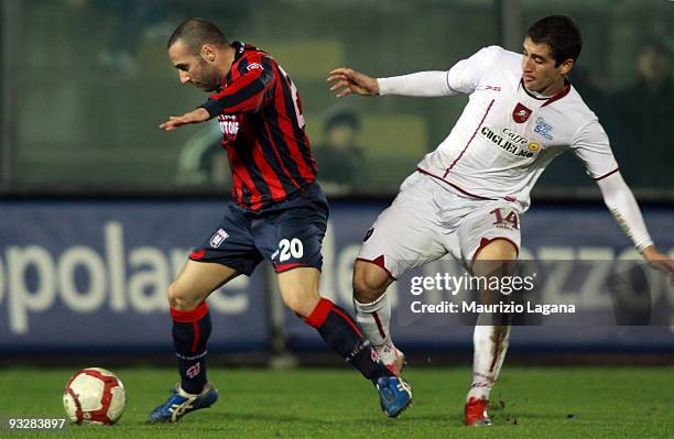 Carlos Carmona of Reggina Calcio battles for the ball with Aniello Cutolo of FC Crotone during the Serie B match between FC Crotone and Reggina...