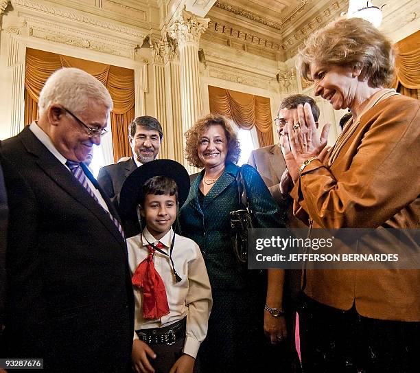 Yeda R Podium 31 Yeda Stock Photos, High-Res Pictures, and Images - Getty Images