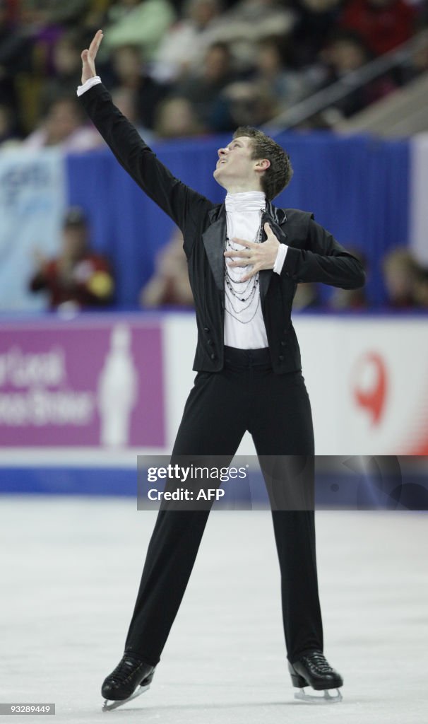 Jeremy Abbott of the United States skate