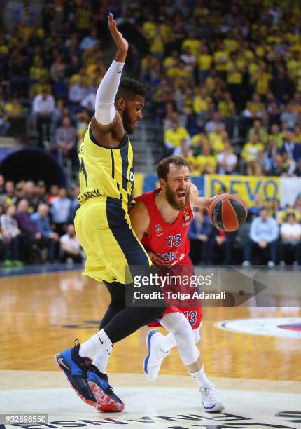 Sergio Rodriguez, #13 of CSKA Moscow in action with Jason Thompson, #1 of Fenerbahce Dogus during the 2017/2018 Turkish Airlines EuroLeague Regular...