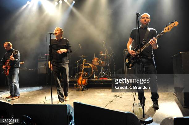 Steve Cradock, Simon Fowler, Oscar Harrison and Dan Sealey of Ocean Colour Scene perform on stage at Shepherds Bush Empire on November 21, 2009 in...