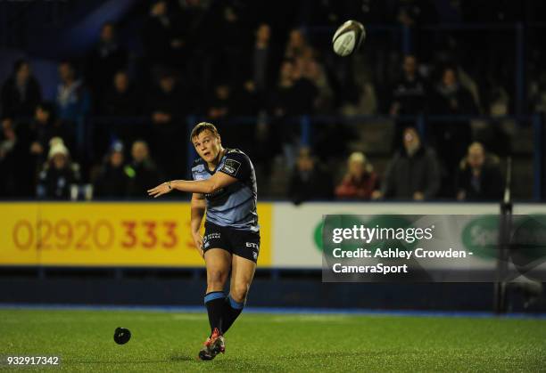 Cardiff Blues' Jarrod Evans converts Cardiff Blues' Olly Robinson's try during the Guinness PRO12 Round 17 match between Cardiff Blues and Benetton...