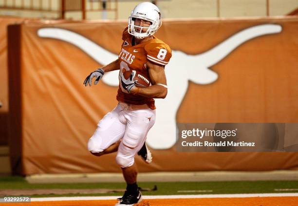 Wide receiver Jordan Shipley of the Texas Longhorns runs for a touchdown against the Kansas Jayhawks at Darrell K Royal-Texas Memorial Stadium on...