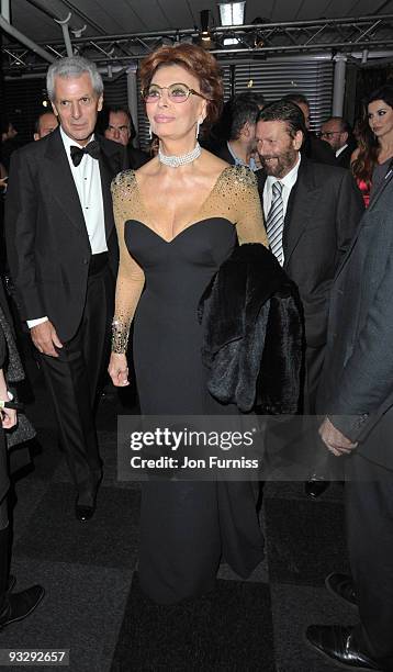 Sophia Loren attends the cocktail reception for the launch of the 2010 Pirelli Calendar at Old Billingsgate Market on November 19, 2009 in London,...