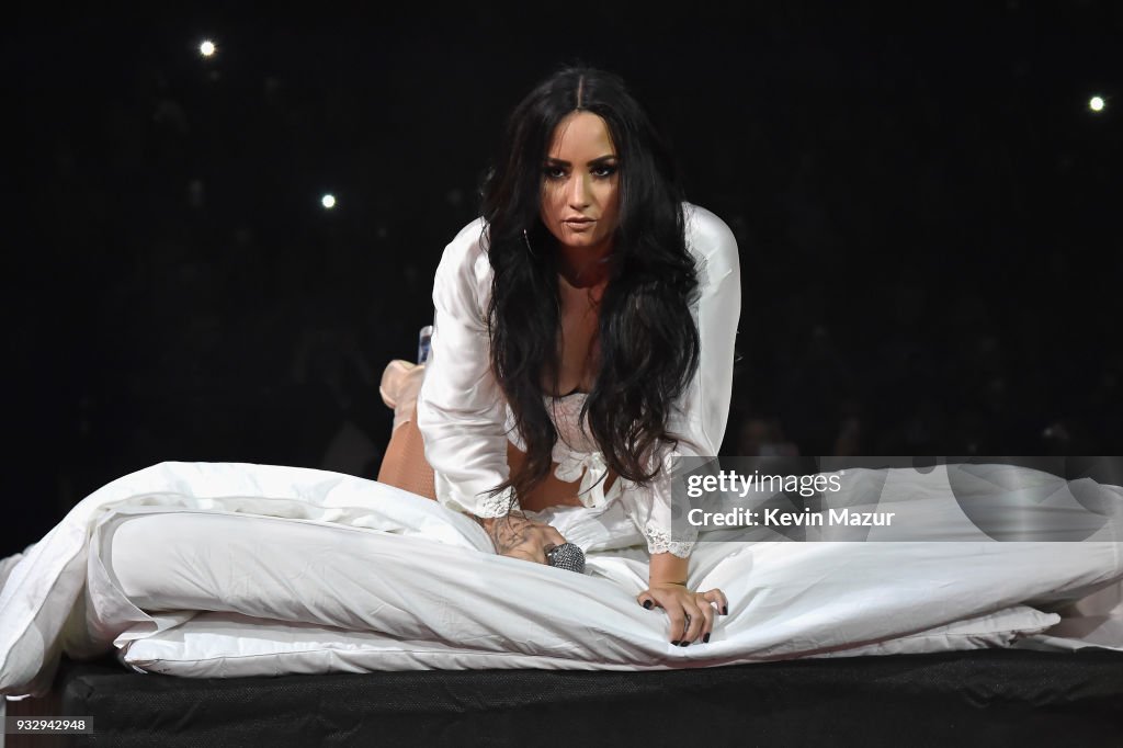 Demi Lovato "Tell Me You Love Me" World Tour - Brooklyn