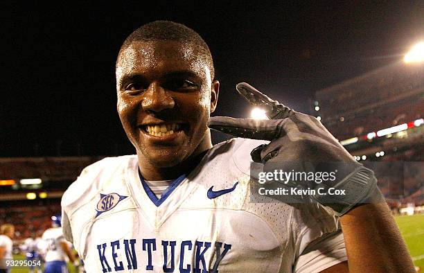 Sam Maxwell of the Kentucky Wildcats celebrates after their 34-27 win over the Georgia Bulldogs in the final minutes at Sanford Stadium on November...