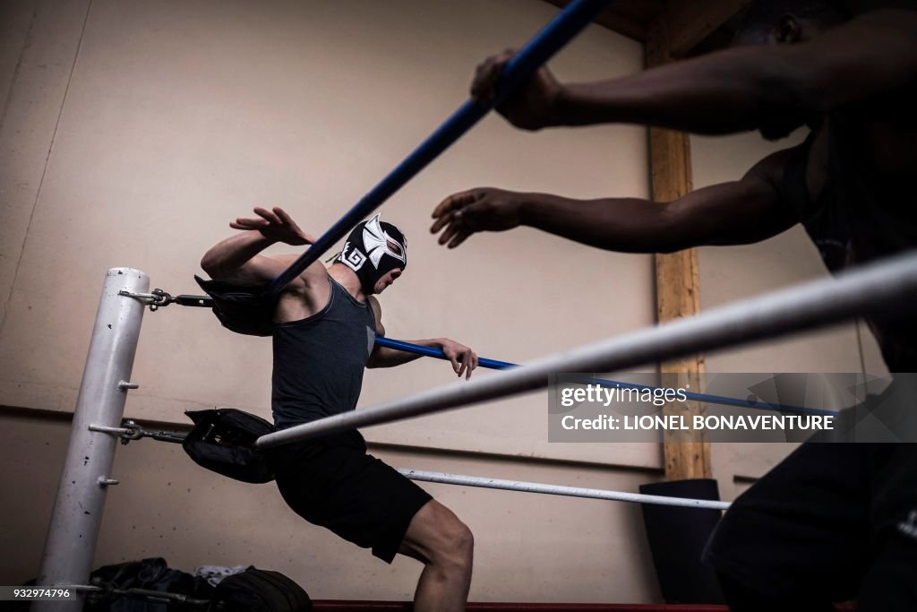 FRANCE-LIFESTYLE-SPORT-WRESTLING