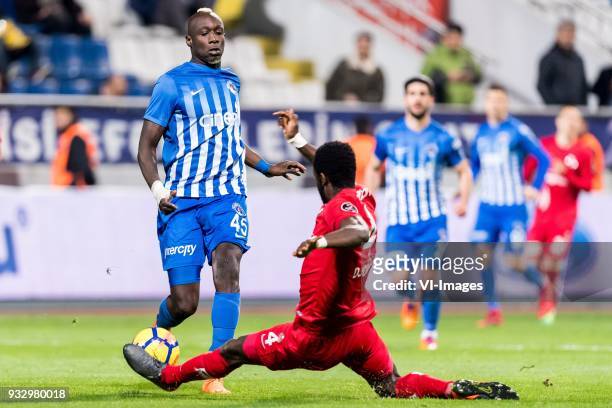 Mbaye Diagne of Kasimpasa AS, Danon Issouf Johannes Djourou Gbadjere of Antalyaspor AS during the Turkish Spor Toto Super Lig match between Kasimpasa...