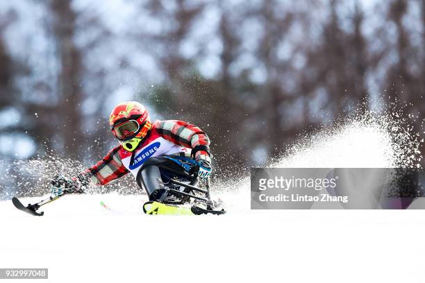 Tyler Walker of the United States competes in the Men's Slalom Run 2 - Sitting at Alpine Centre during day eight of the PyeongChang 2018 Paralympic...
