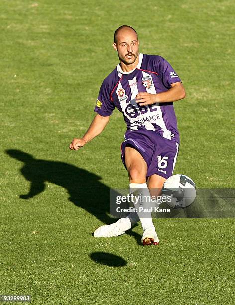 Adriano Pellegrino of the Glory passes the ball during the round 15 A-League match between Perth Glory and Sydney FC at ME Bank Stadium on November...