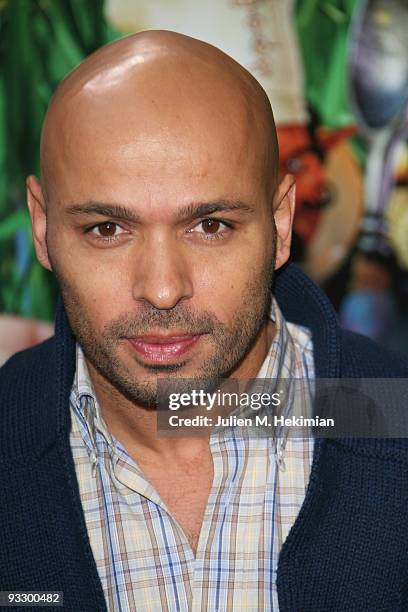 Eric attends the "Arthur and the Revenge of Maltazard" Paris premiere at Cinema Gaumont Marignan on November 22, 2009 in Paris, France.