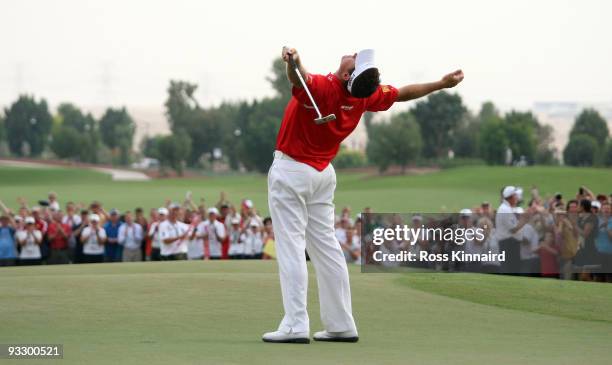 Lee Westwood of England celebrates after winning the Dubai World Championship and The Race to Dubai on the Earth Course, Jumeriah Golf Estates on...