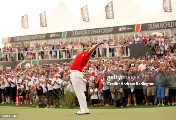 Lee Westwood of England celebrates on the 18th green after winning the Dubai World Championship and the Race To Dubai on the Earth Course, Jumeirah...