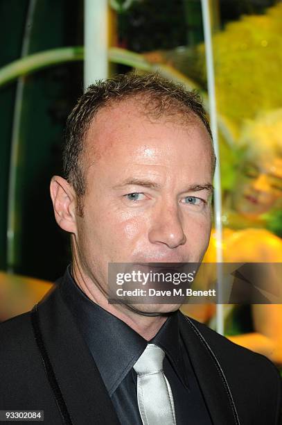 Alan Shearer arrives at the fourth annual Emeralds And Ivy Ball in aid of Cancer Research UK at Battersea Evolution on November 21, 2009 in London,...