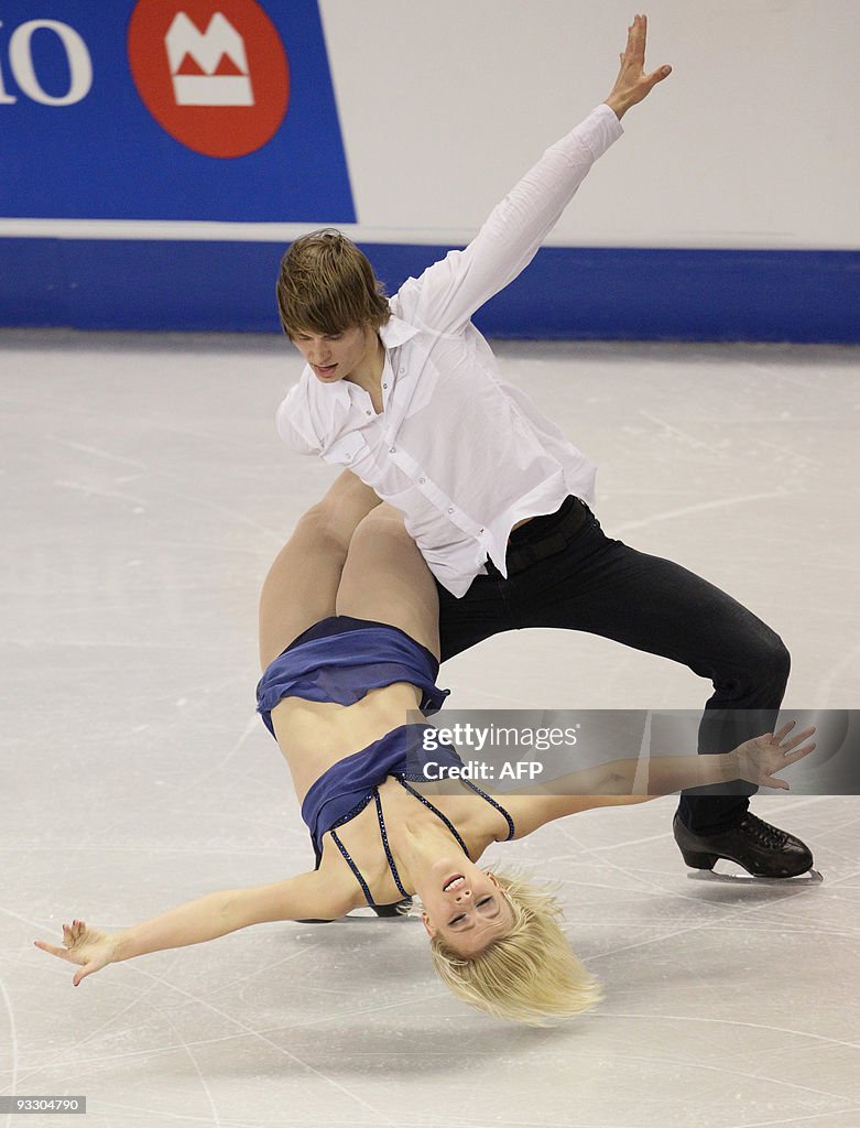 Madison and Keiffer Hubbell of the US pe