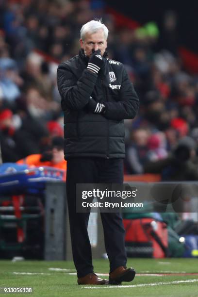 Alan Pardew, Manager of West Bromwich Albion reacts during the Premier League match between AFC Bournemouth and West Bromwich Albion at Vitality...