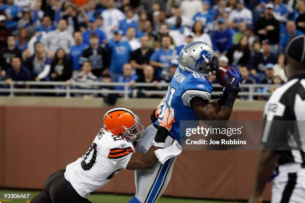 Calvin Johnson of the Detroit Lions tries to catch a pass in the end zone against the Cleveland Browns at Ford Field on November 22, 2009 in Detroit,...